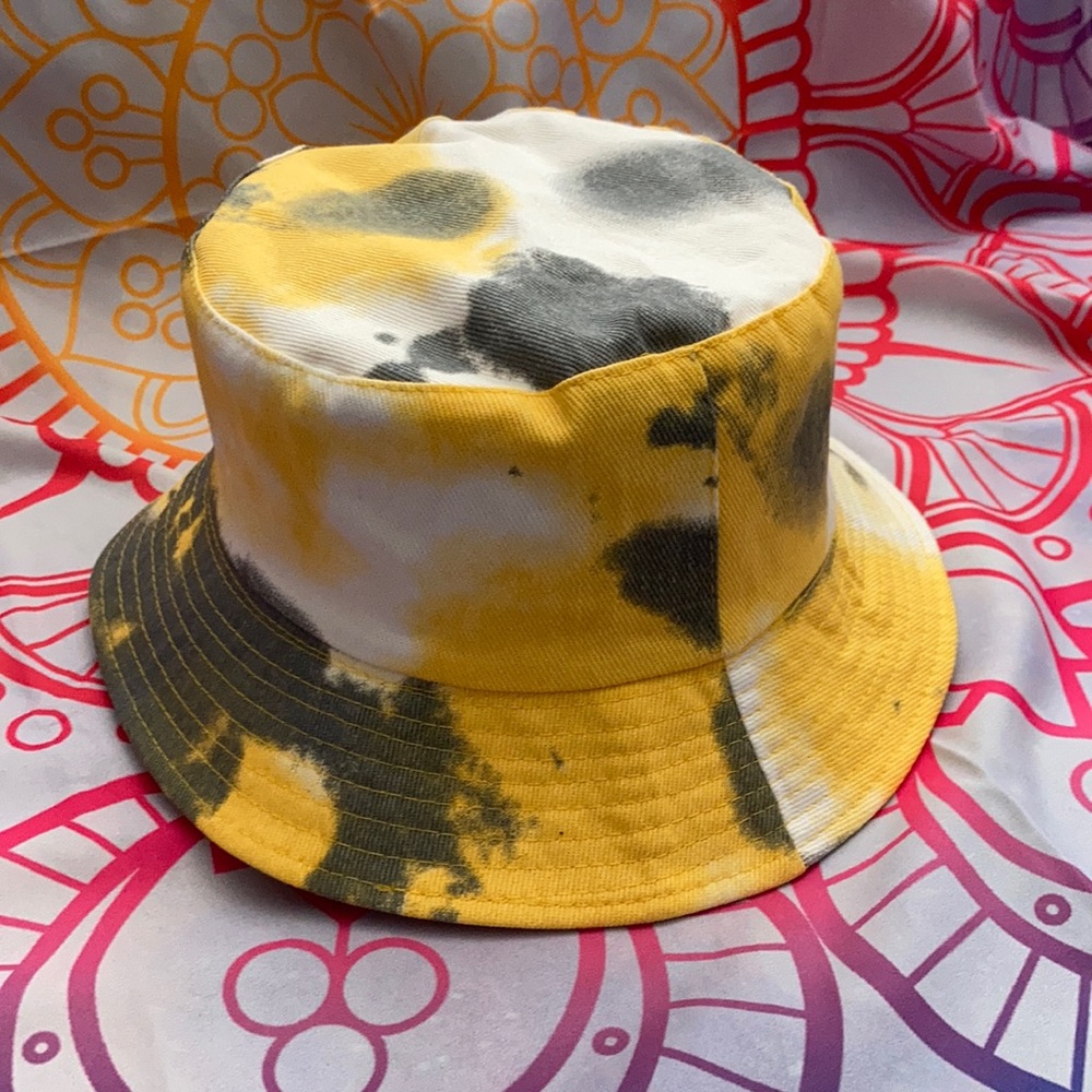 tie-dye Bucket Hat one size new kids